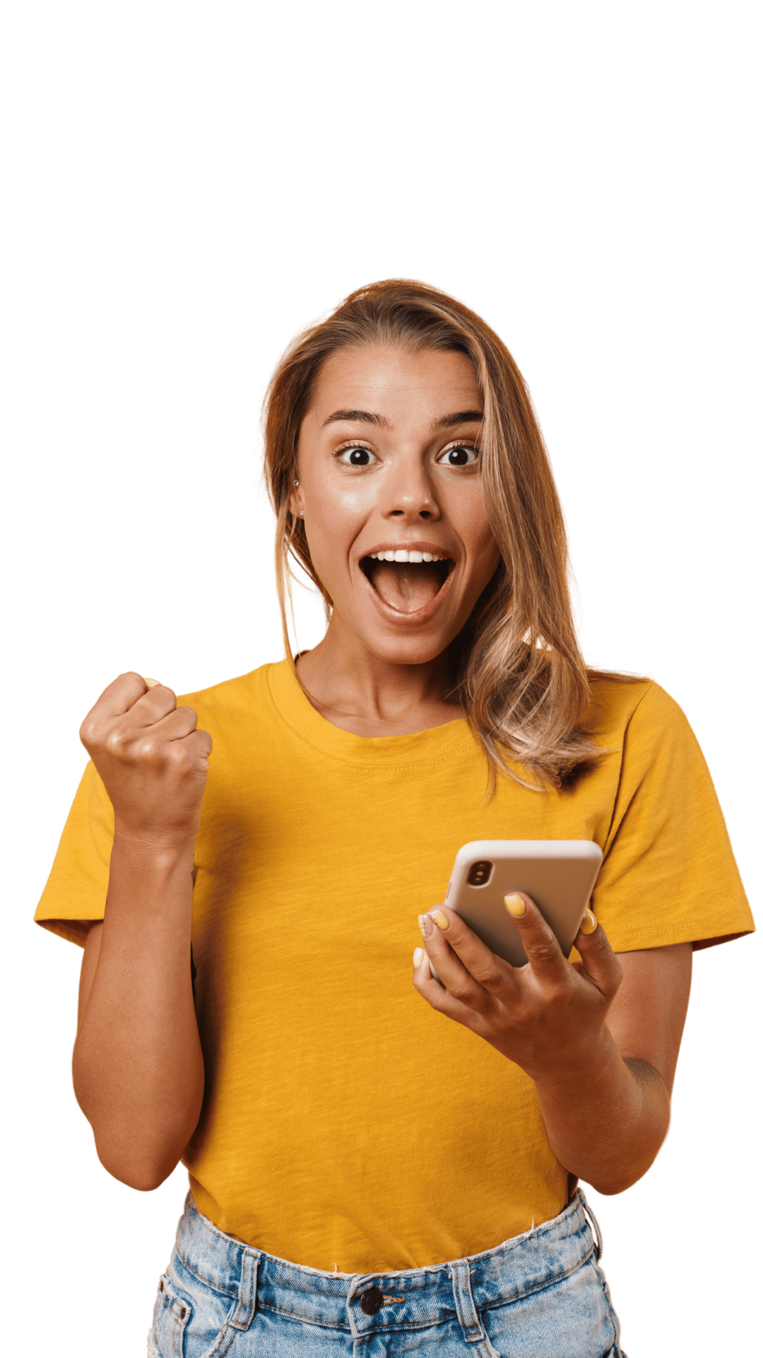 Jeune femme enthousiaste devant son smartphone